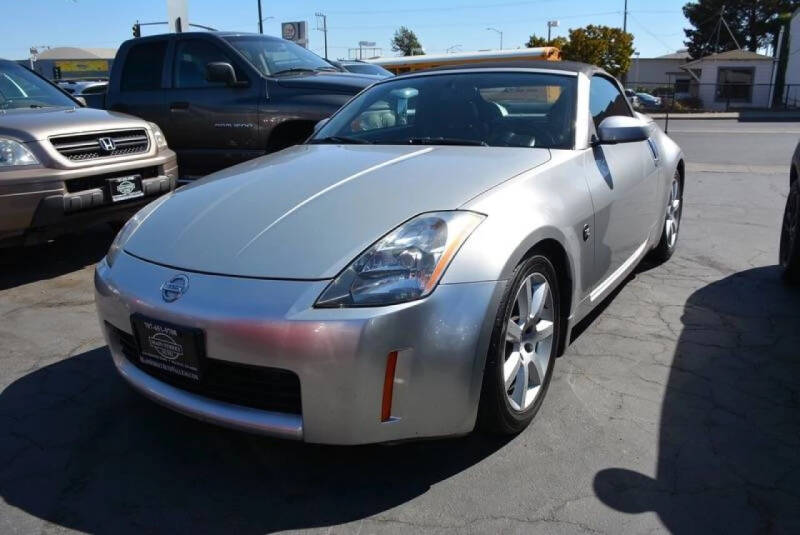 2004 Nissan 350Z for sale at Main Street Auto in Vallejo CA