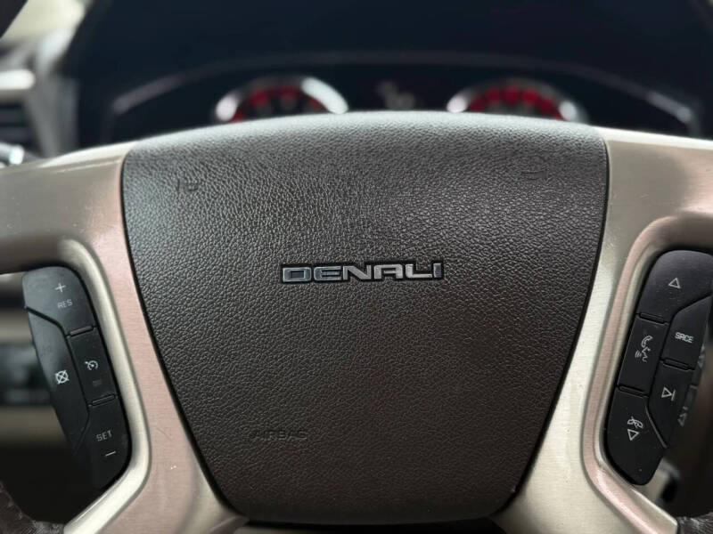 2013 GMC Acadia Denali
