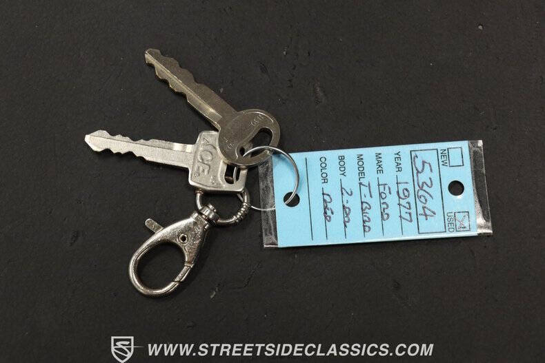 1977 Ford Thunderbird