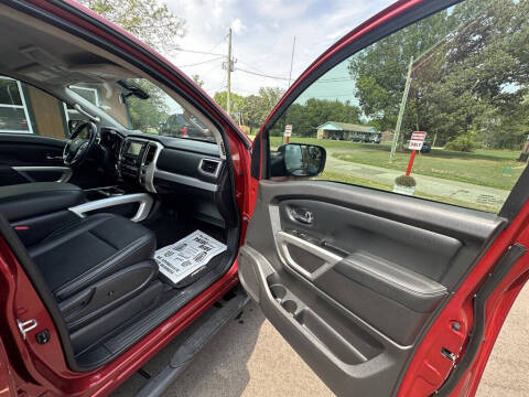 2017 Nissan Titan PRO-4X