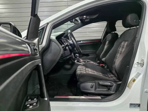 2021 Volkswagen Golf GTI Autobahn