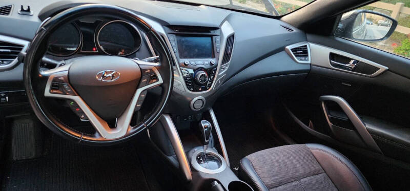 2016 Hyundai Veloster