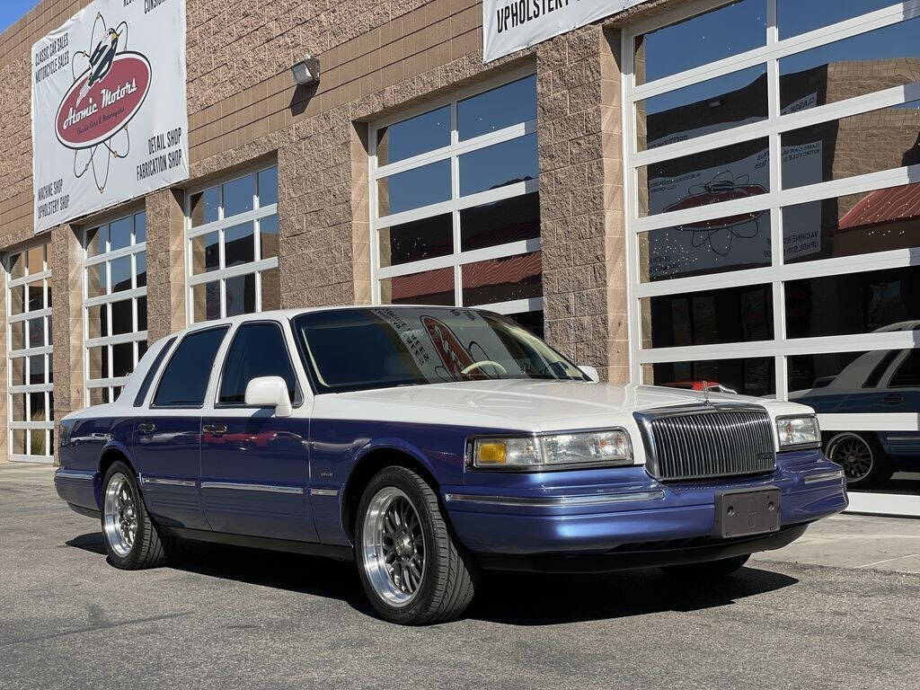1996 Lincoln Town Car For Sale In Lakewood, NJ