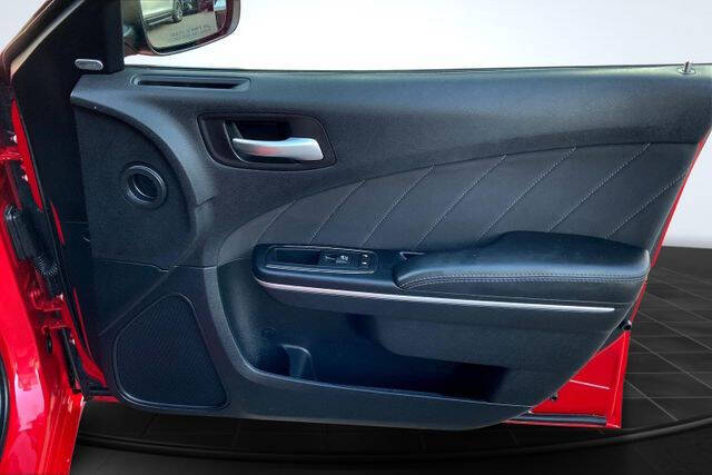 2015 Dodge Charger SXT