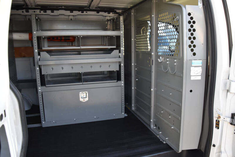 2017 Chevrolet Express 2500