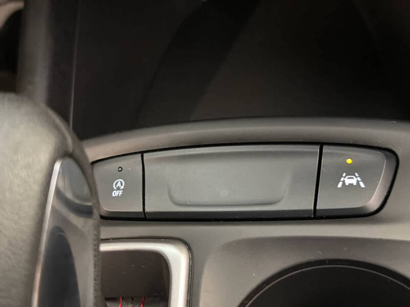 2024 Chevrolet Trax RS