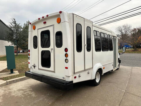 2014 Ford E-Series E-350 SD