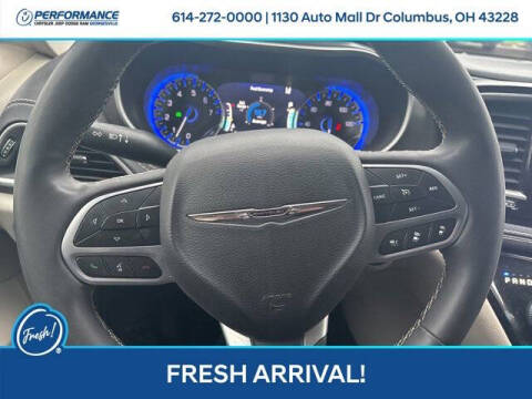 2022 Chrysler Pacifica Touring L