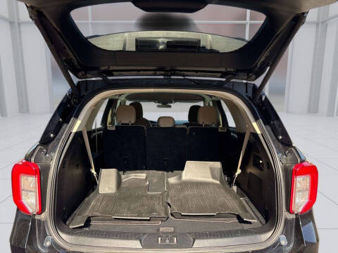 2022 Ford Explorer