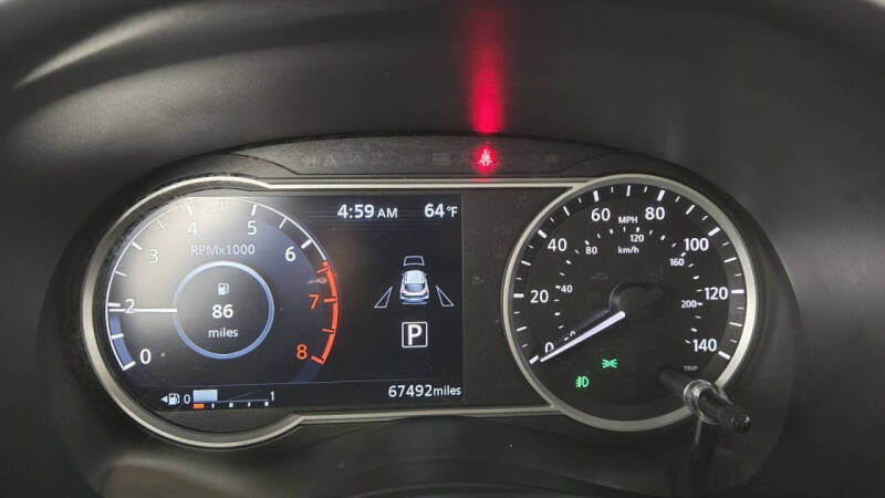 2020 Nissan Kicks SR