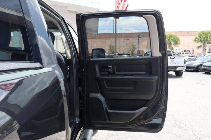 2017 RAM 1500 Express
