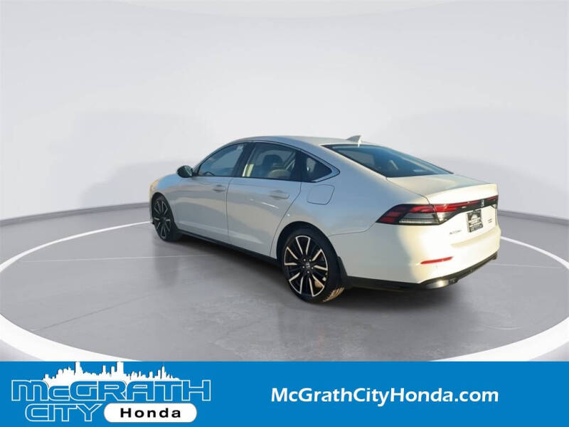 2025 Honda Accord Hybrid Touring