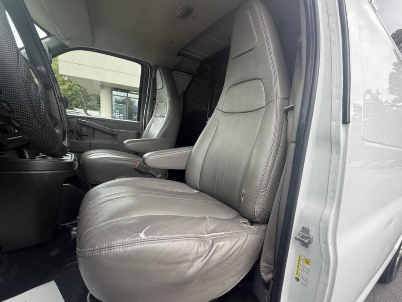 2016 Chevrolet Express 2500