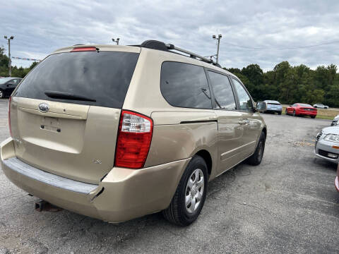 2008 Kia Sedona LX