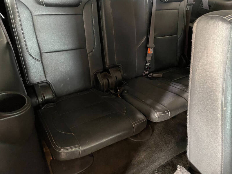 2016 GMC Yukon XL SLE