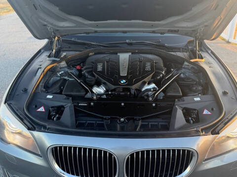 2012 BMW 7 Series 750Li xDrive