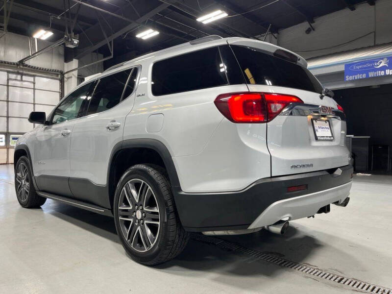 2017 GMC Acadia SLE-2