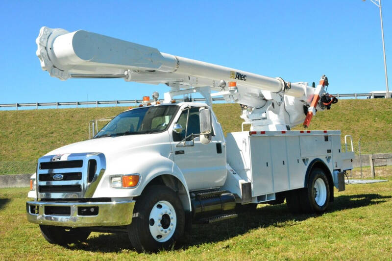 2008 Ford F-750 Super Duty for sale at American Trucks and Equipment in Hollywood FL