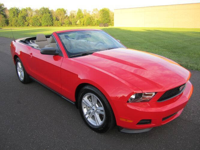 2011 Ford Mustang V6