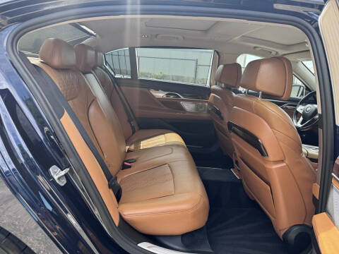 2016 BMW 7 Series 740i