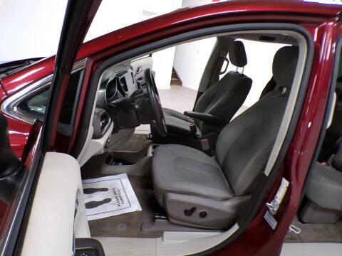 2017 Chrysler Pacifica Touring