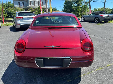 2004 Ford Thunderbird Deluxe