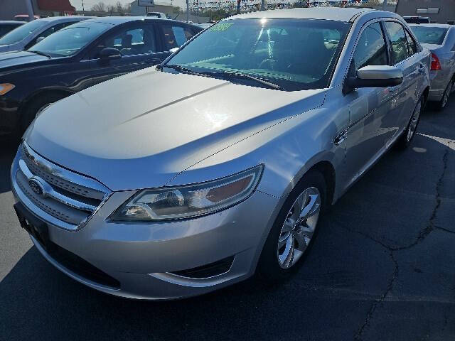 2010 Ford Taurus SEL