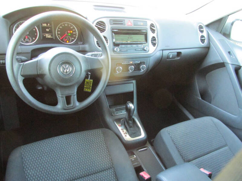 2011 Volkswagen Tiguan S