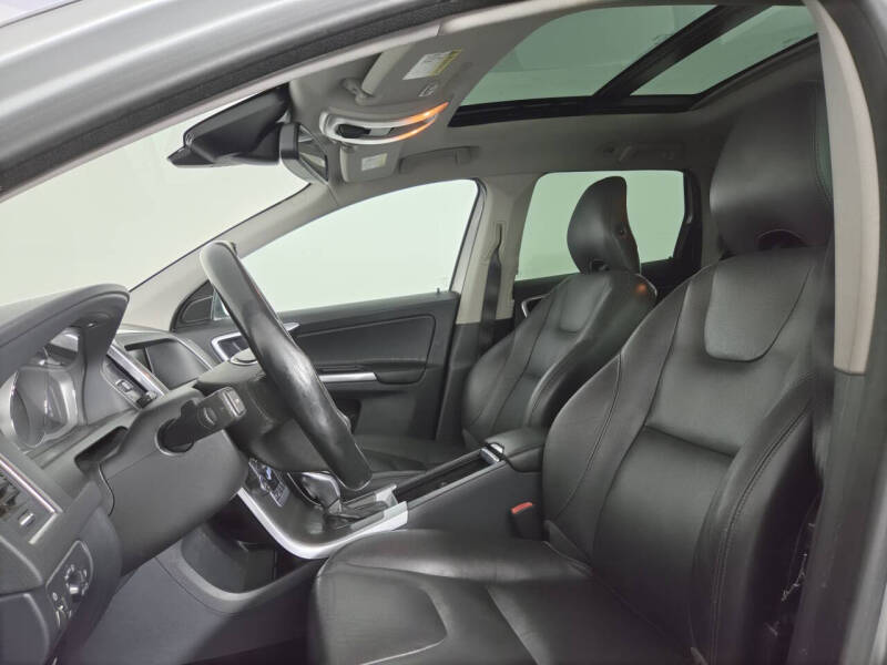 2015 Volvo XC60 3.2 Premier Plus