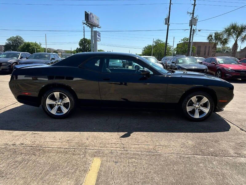 2020 Dodge Challenger SXT