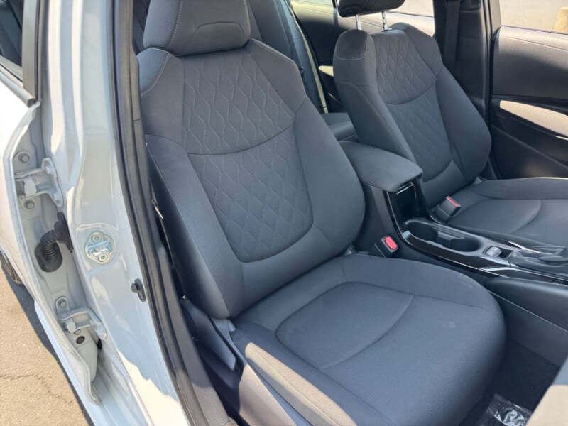 2022 Toyota Corolla Hybrid LE