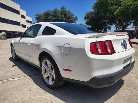 2010 Ford Mustang V6 Premium