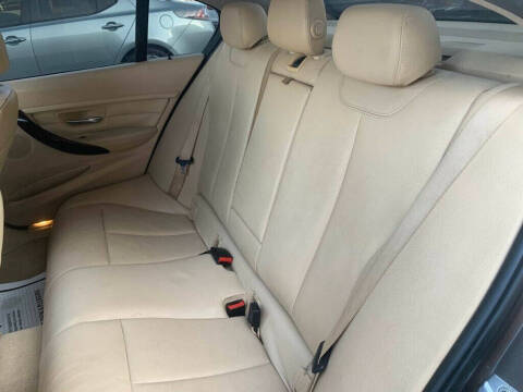 2014 BMW 3 Series 328i