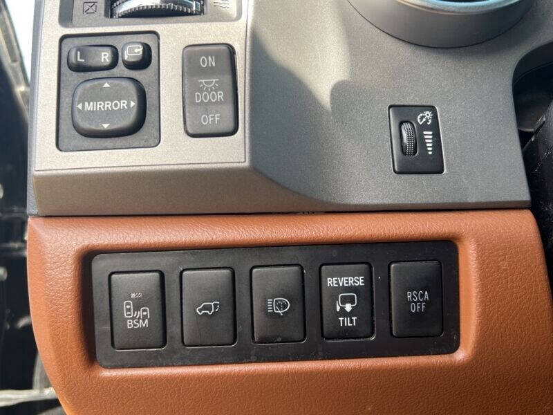 2014 Toyota Sequoia Platinum