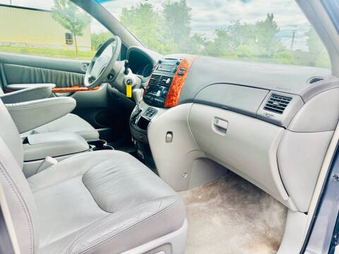 2006 Toyota Sienna XLE 7 Passenger