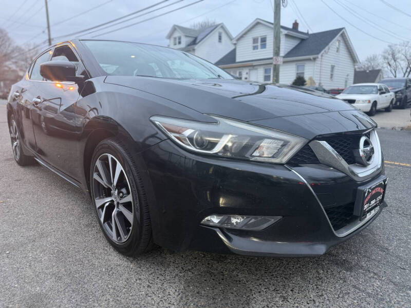 2016 Nissan Maxima S's photo