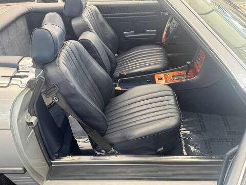 1986 Mercedes-Benz 560-Class 560 SL