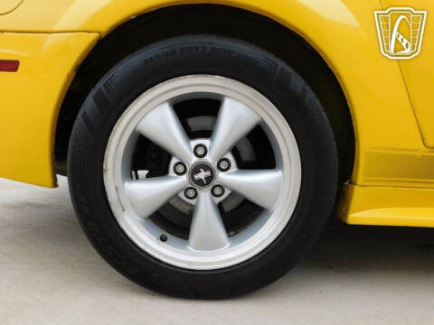 2004 Ford Mustang Mach 1 Premium