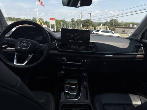 2023 Audi Q5 quattro Premium Plus 40 TFSI