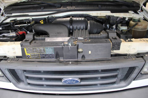 2006 Ford E-Series E-350 SD