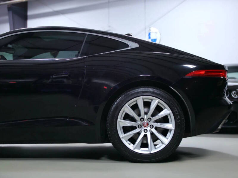 2017 Jaguar F-TYPE Premium