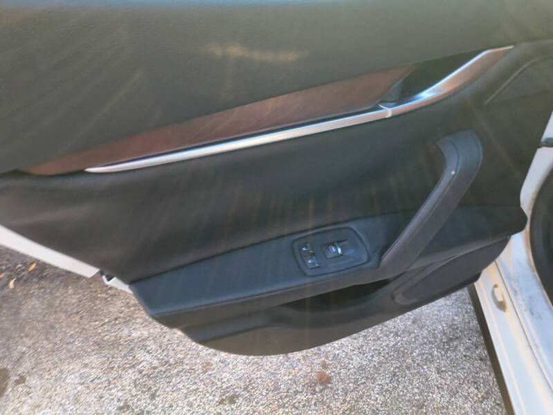 2017 Maserati Ghibli