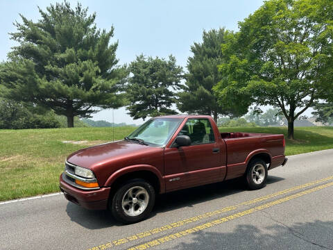 1998 Chevrolet S-10 for sale at 4X4 Rides in Hagerstown MD