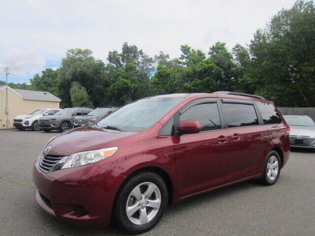 2014 Toyota Sienna for sale at Auto Choice of Middleton in Middleton MA