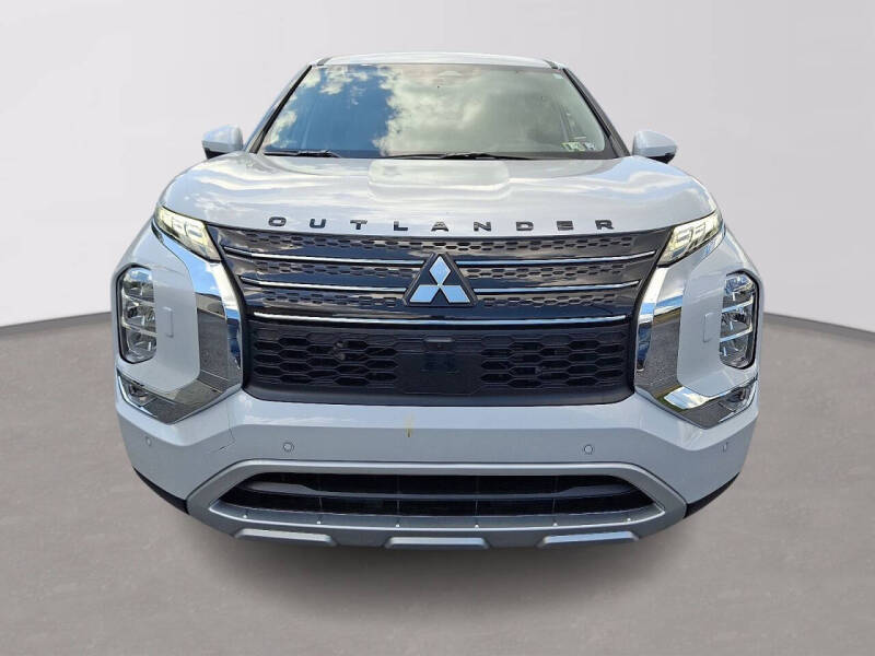 2025 Mitsubishi Outlander PHEV SE