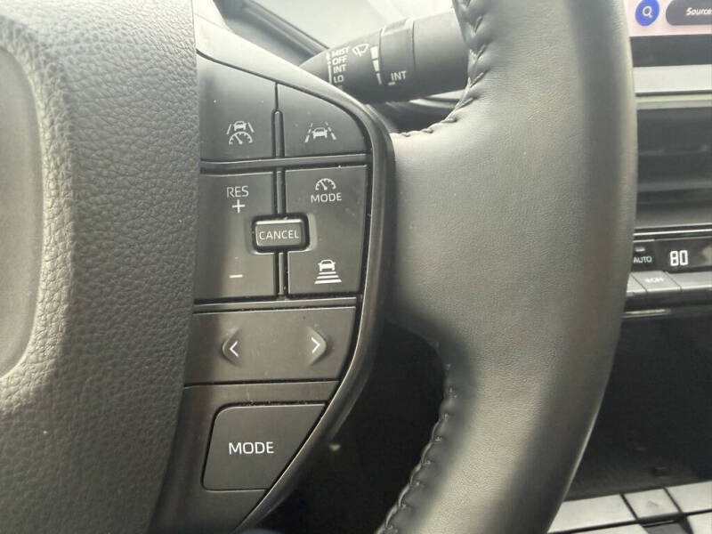 2024 Toyota Prius LE