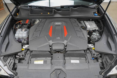 2023 Audi SQ8 4.0T quattro Premium Plus