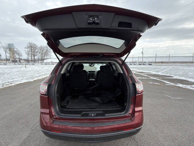 2017 Chevrolet Traverse LT