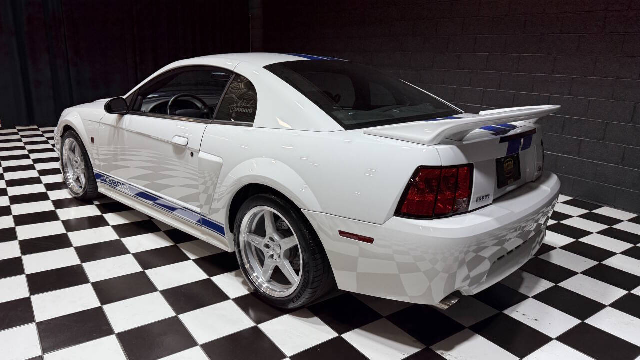 2003 Ford Mustang 14