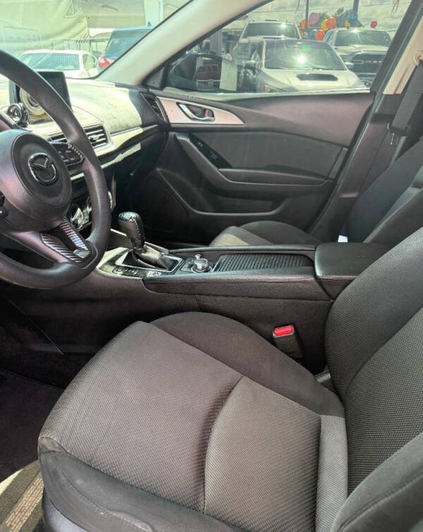2017 Mazda MAZDA3 Sport